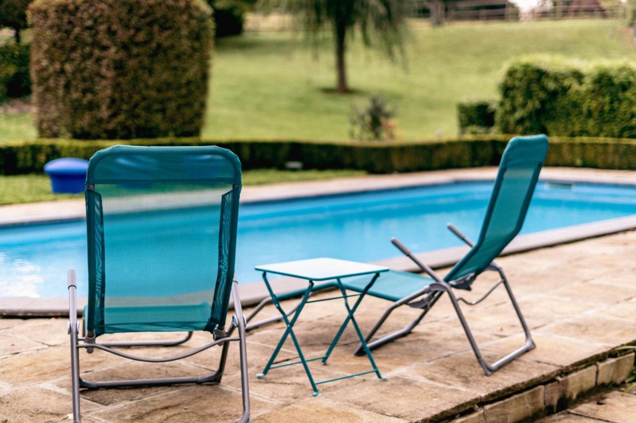 Au Bout De Mes Reves Bed and Breakfast Walcourt Εξωτερικό φωτογραφία