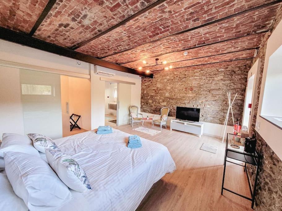 Au Bout De Mes Reves Bed and Breakfast Walcourt Εξωτερικό φωτογραφία