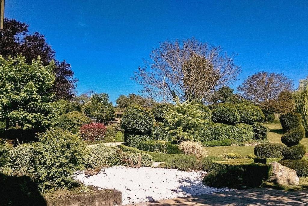 Au Bout De Mes Reves Bed and Breakfast Walcourt Εξωτερικό φωτογραφία