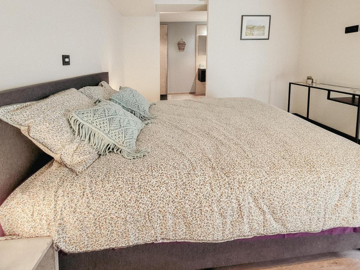 Au Bout De Mes Reves Bed and Breakfast Walcourt Εξωτερικό φωτογραφία
