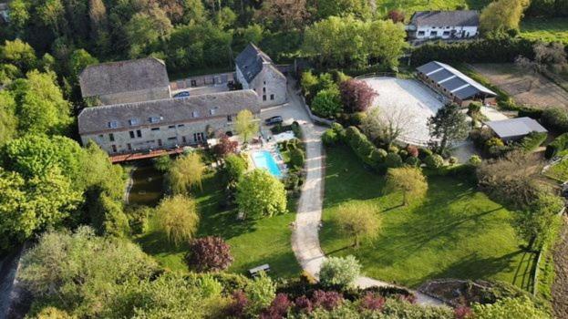 Au Bout De Mes Reves Bed and Breakfast Walcourt Εξωτερικό φωτογραφία