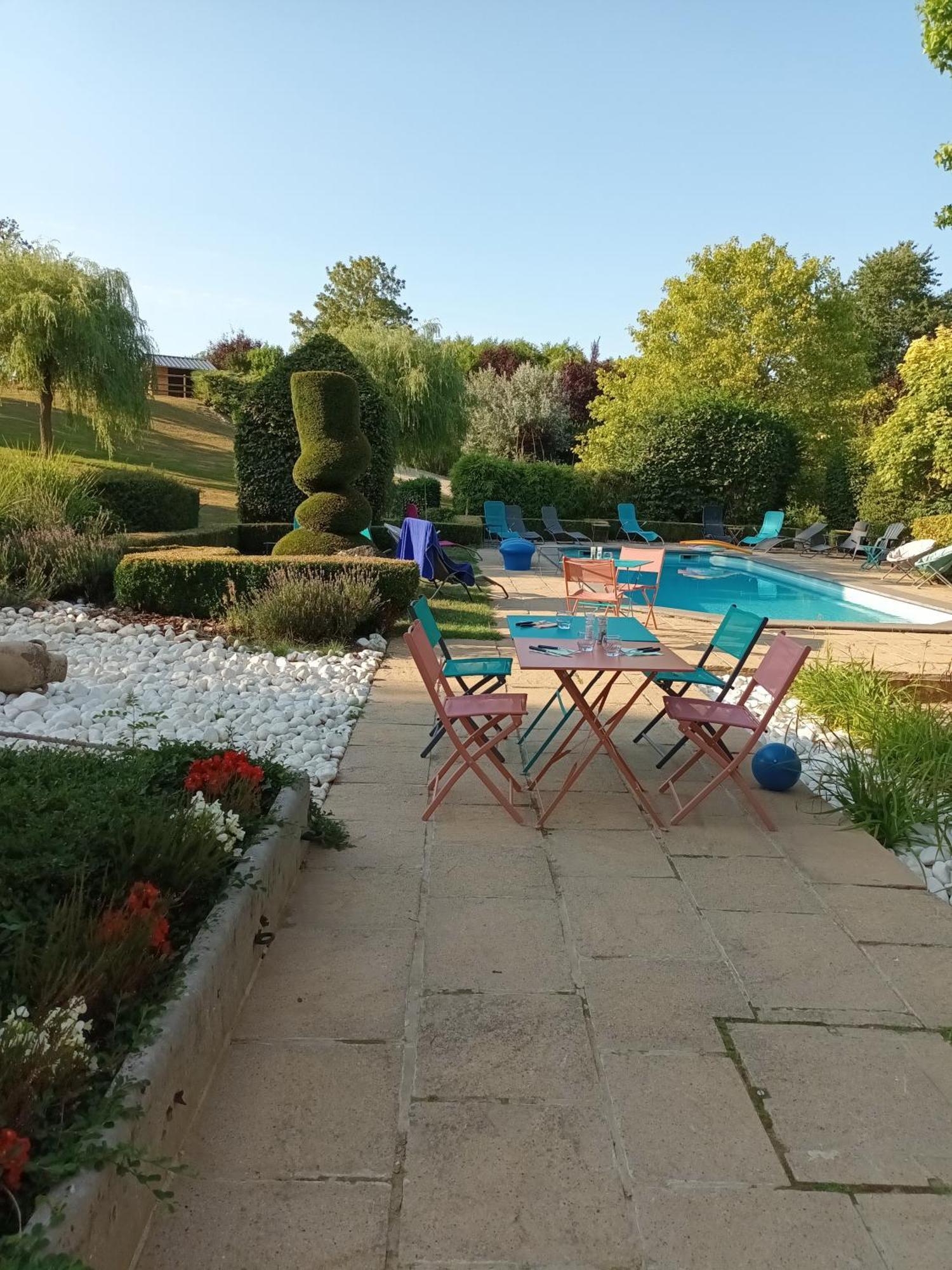 Au Bout De Mes Reves Bed and Breakfast Walcourt Εξωτερικό φωτογραφία