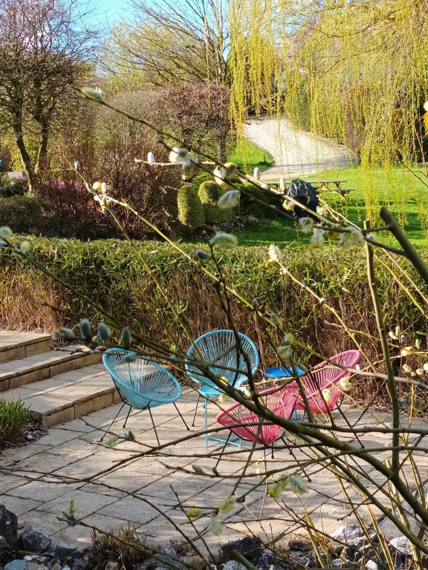 Au Bout De Mes Reves Bed and Breakfast Walcourt Εξωτερικό φωτογραφία